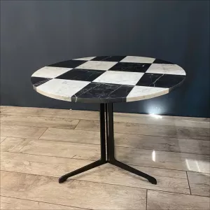 Журнальный столик из двух видов мрамора